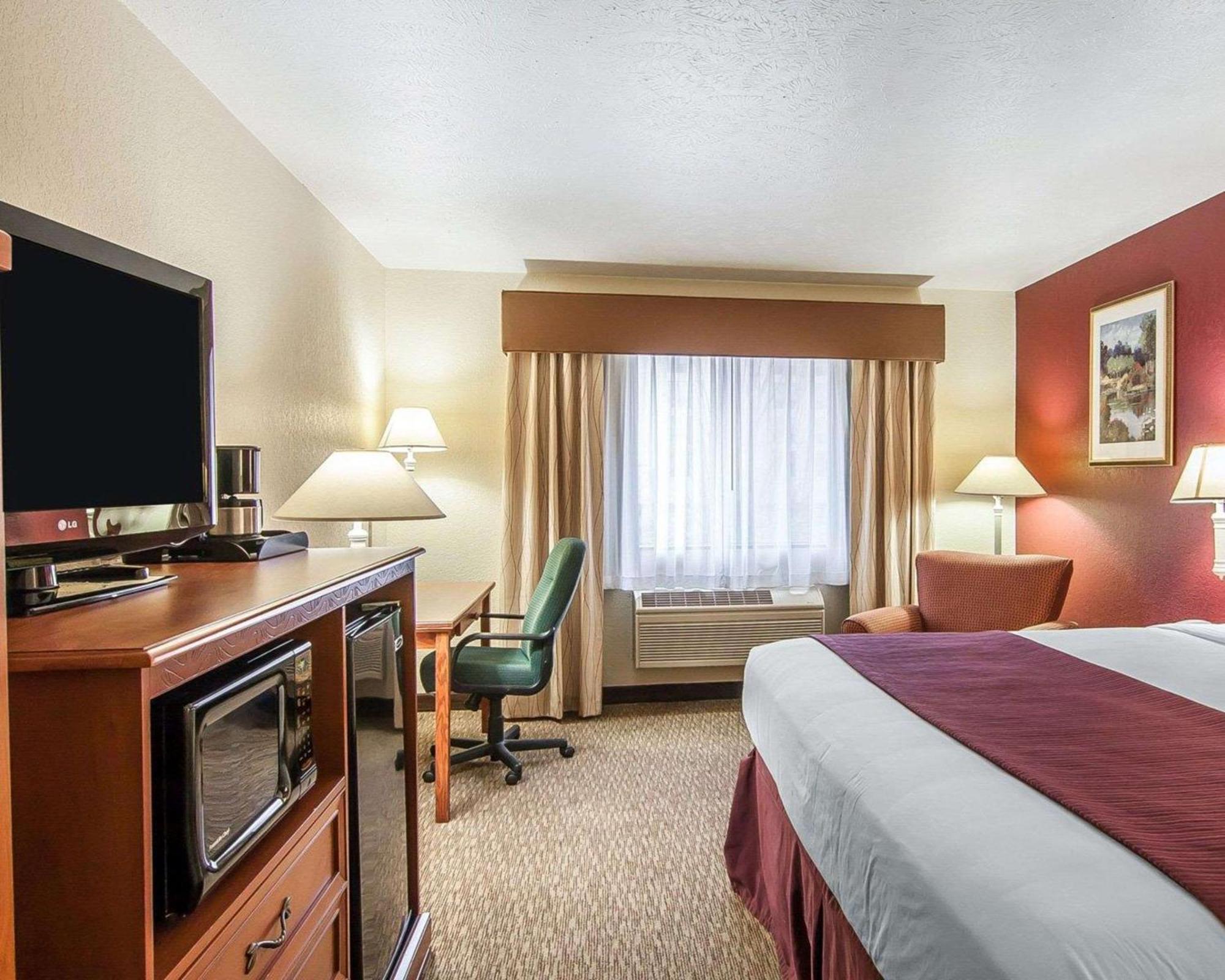 פורטלנד Quality Inn Downtown Convention Center מראה חיצוני תמונה