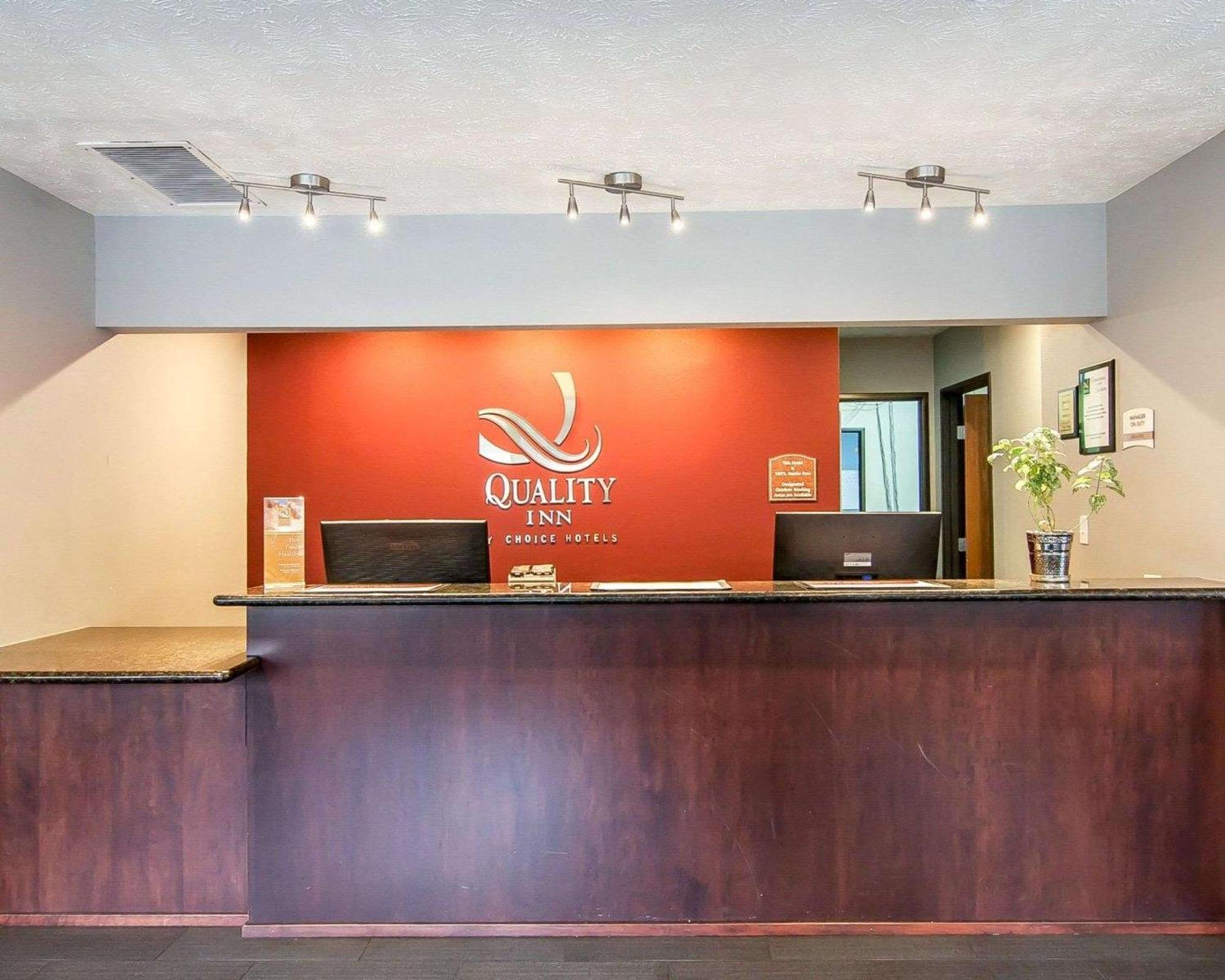 פורטלנד Quality Inn Downtown Convention Center מראה חיצוני תמונה
